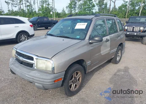 2003 Chevrolet Tracker Hard Top Base from USA, damaged, VIN 2CNBJ13C436944408